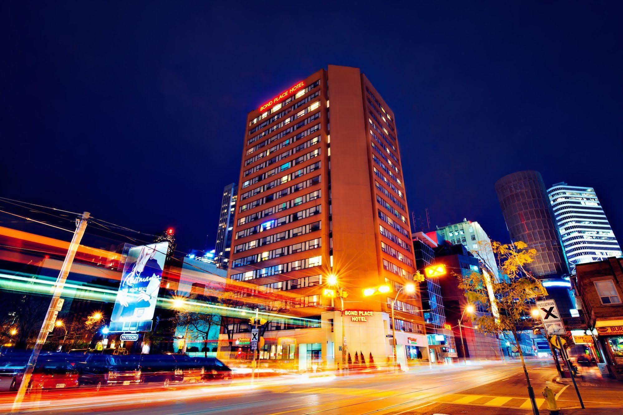 Bond Place Hotel Toronto Exterior photo